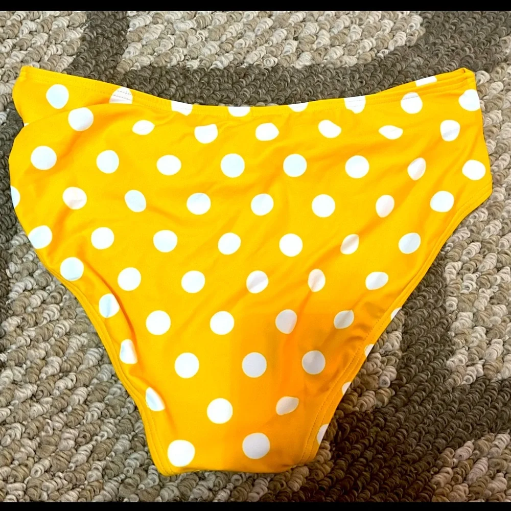 Yonique Yellow polkadot Bikini 2Pc Push Up Halter Top Vintage Style Bottoms NWT